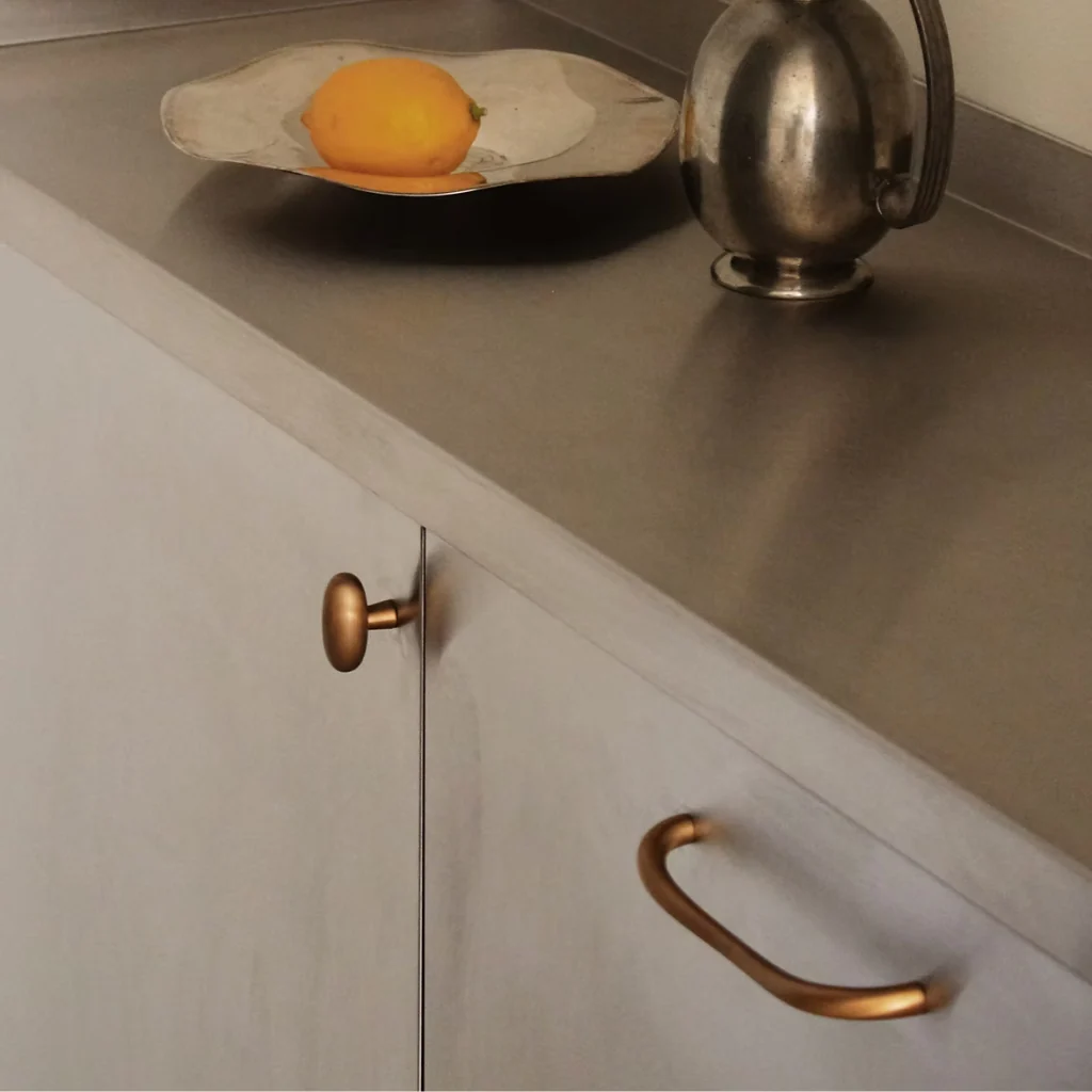 Blunt Knob - Image 24