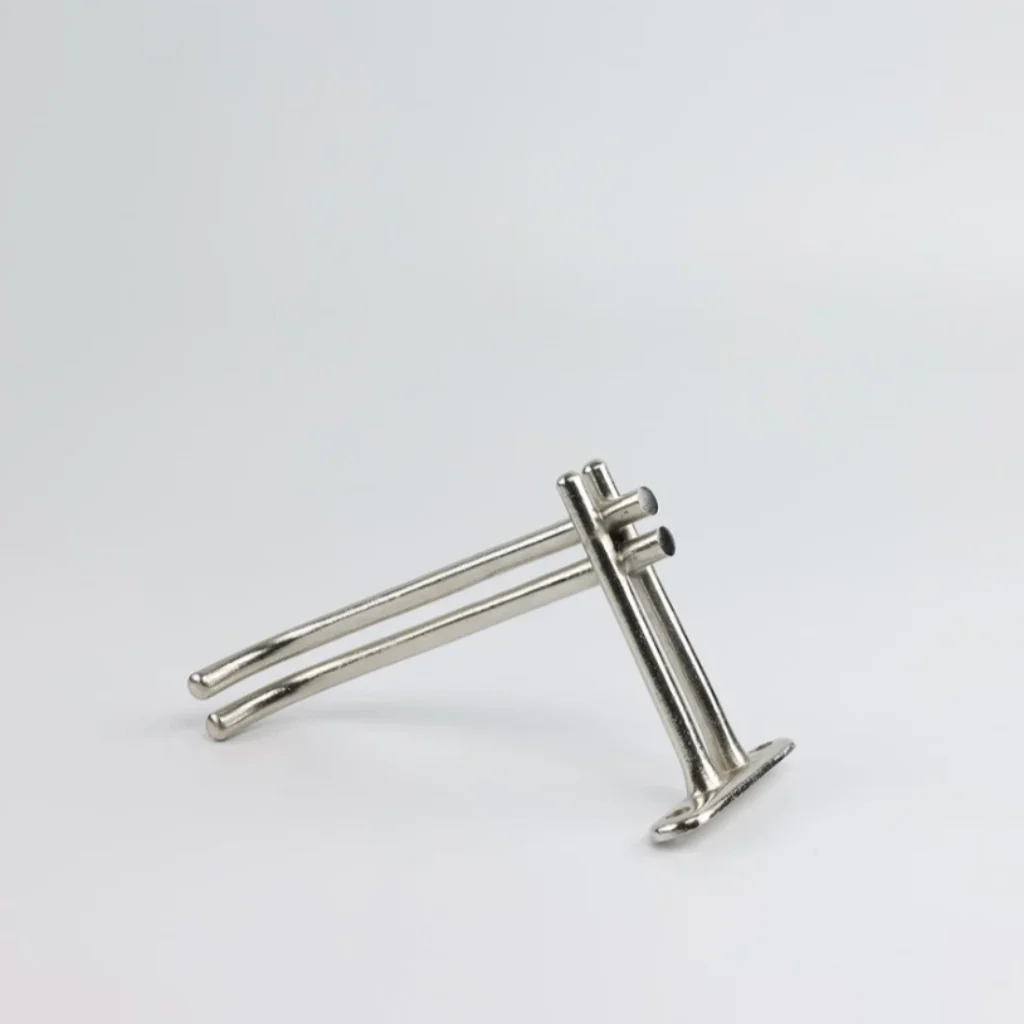 Forme No. 17 Toilet Roll Holder - Image 3