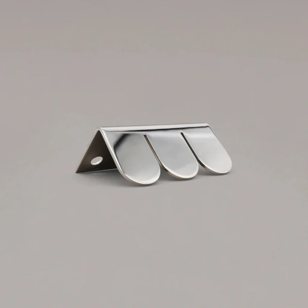 Circe Sweep Edge Pull - Image 10