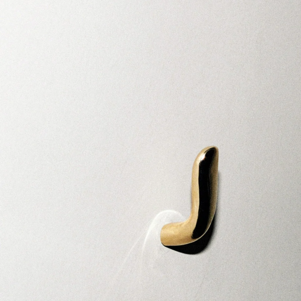Iris Hook - Image 12