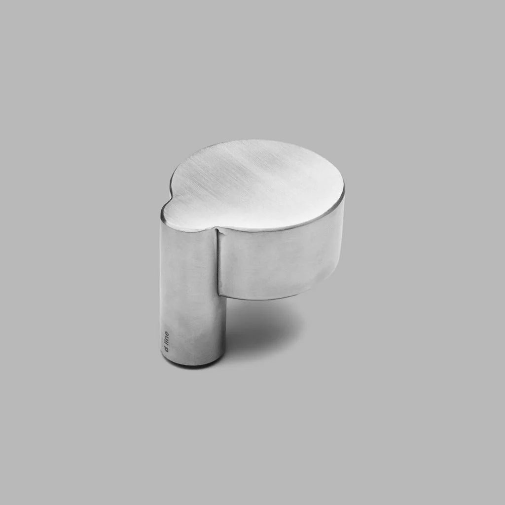 Knud Offset Door Knob - Image 4