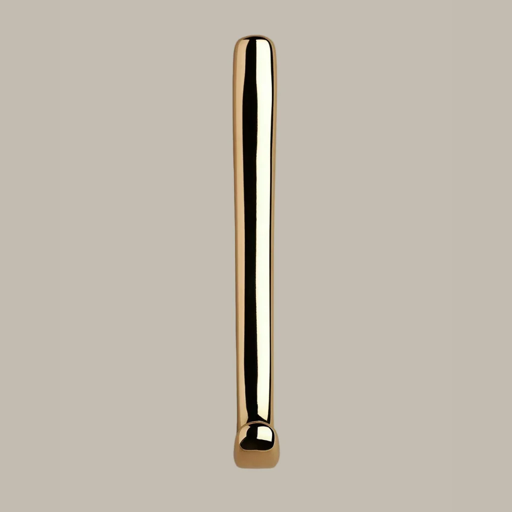 Luis Hook - Image 7