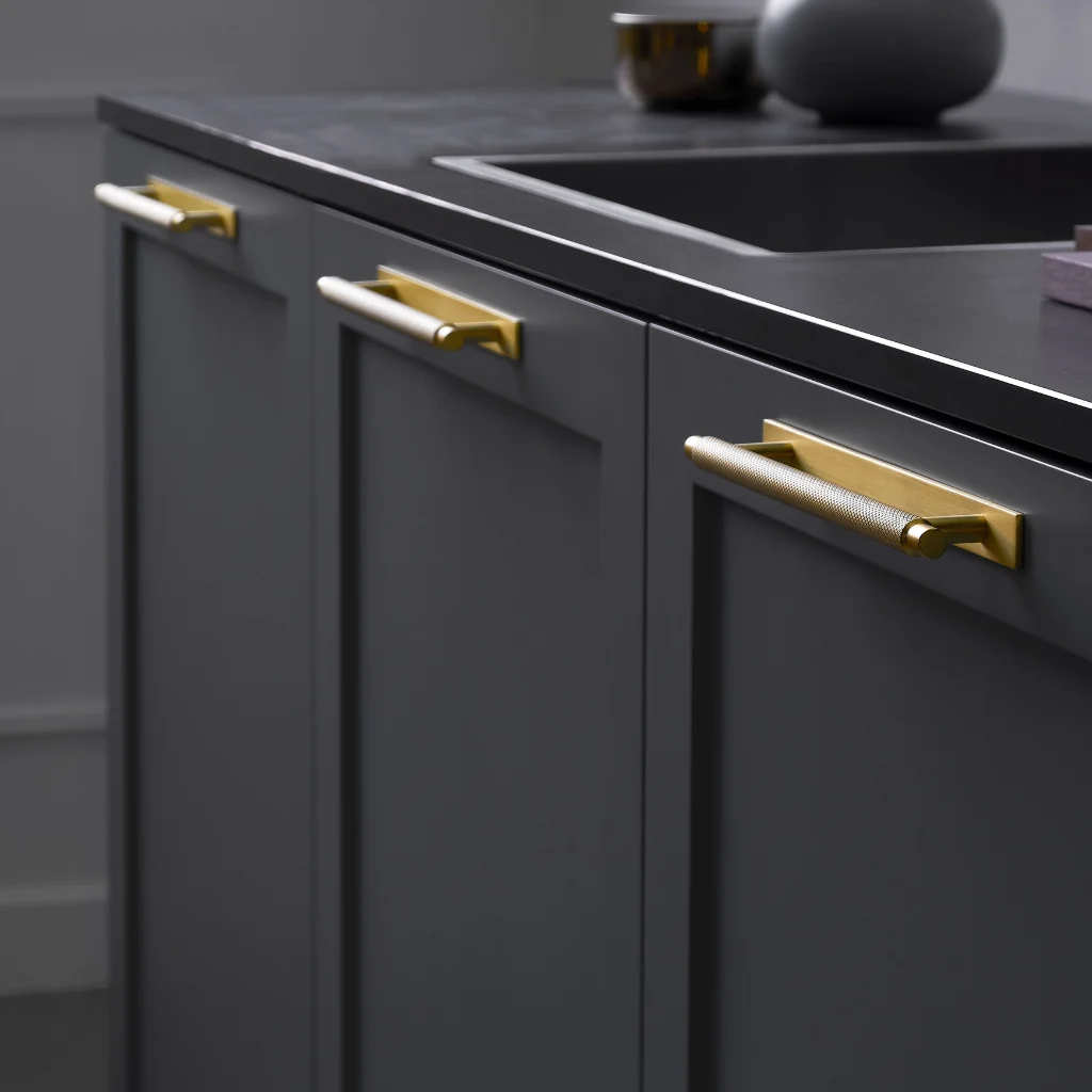 Furnipart Manor Back Cabinet Handle - Image 7