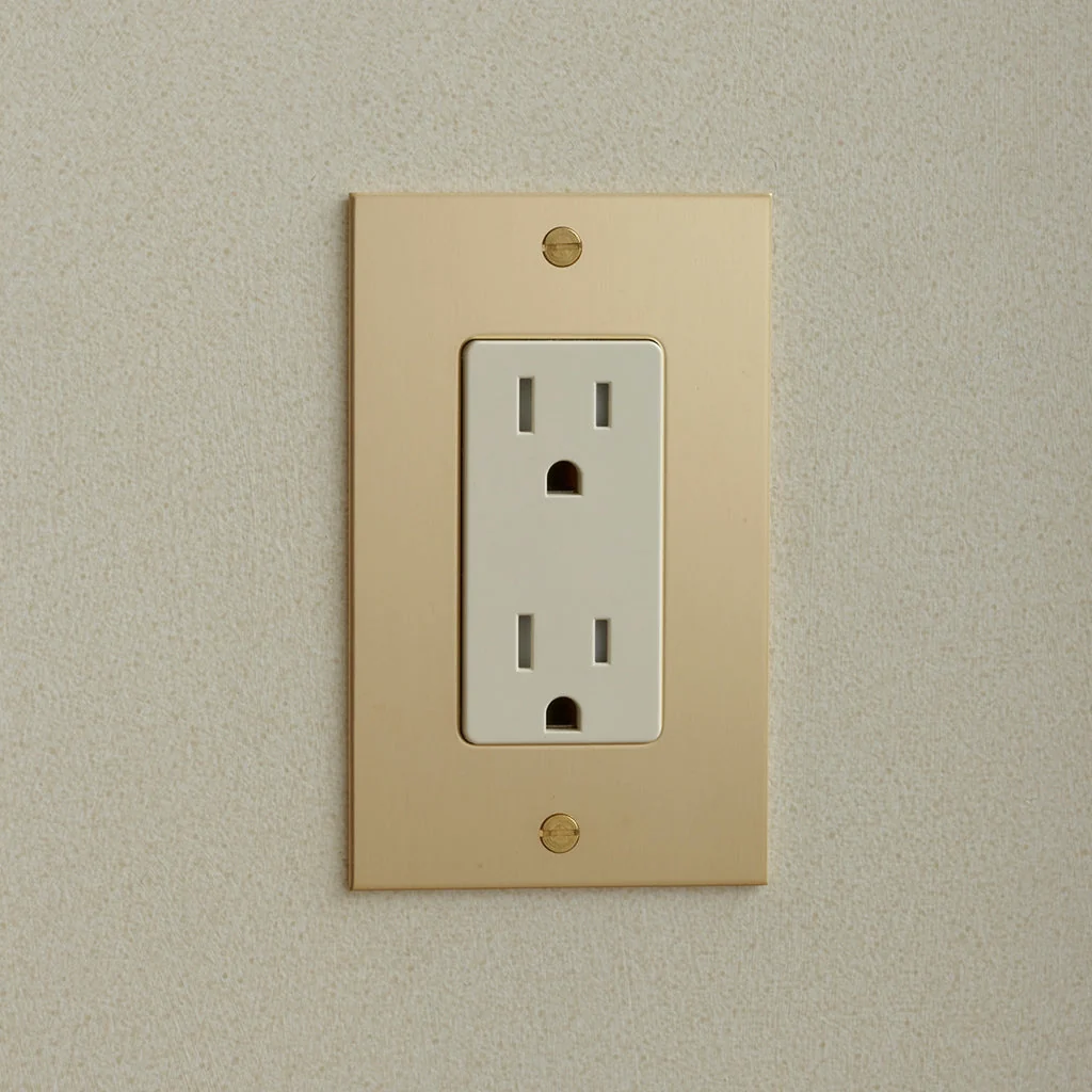 1 Gang Outlet by Forbes & Lomax - Image 3