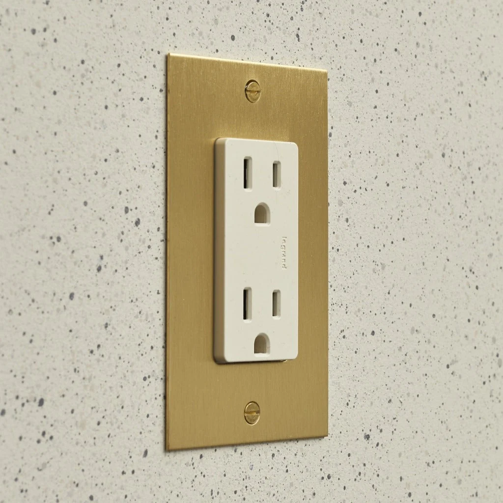 1 Gang Outlet by Forbes & Lomax - Image 9
