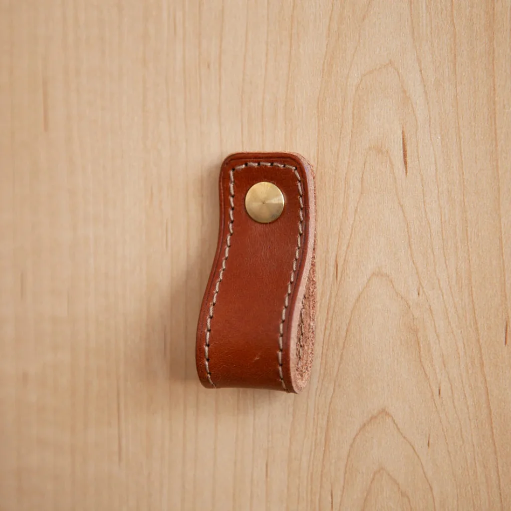 ST-LP02 Stitched Leather Loop Pull - Image 4