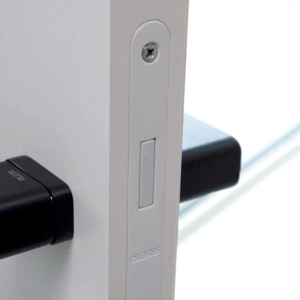 Xinnix 240V Frameless Door System - Image 7